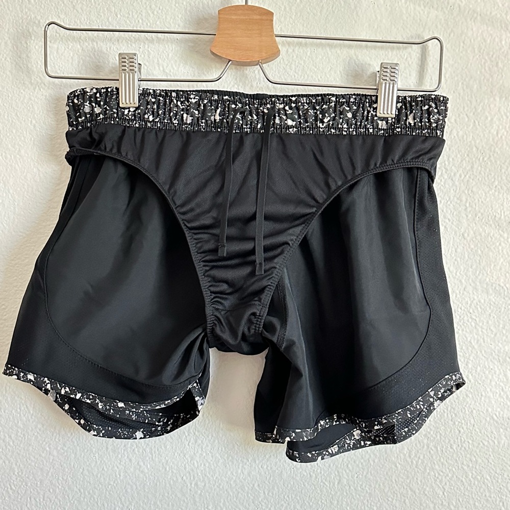 Nike Black White Women’s Dri-FIT Elastic Waist Athletic Shorts Size S - Picture 6 of 10